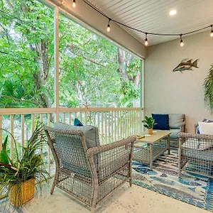airy-coastal-townhome-6-mi-to-honeymoon-isle.hotelstampa.org/